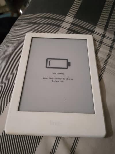 Amazon Kindle 8th Gen