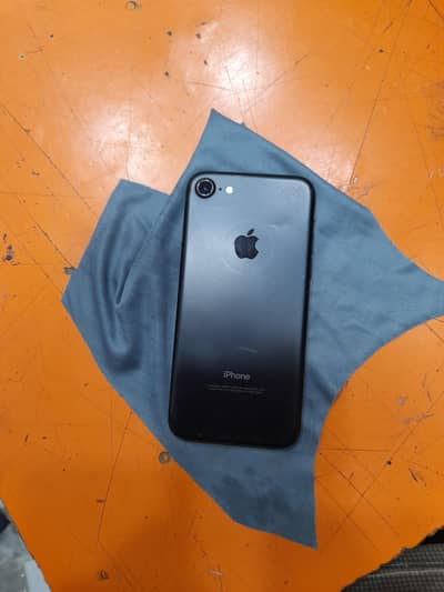 Apple iPhone 7