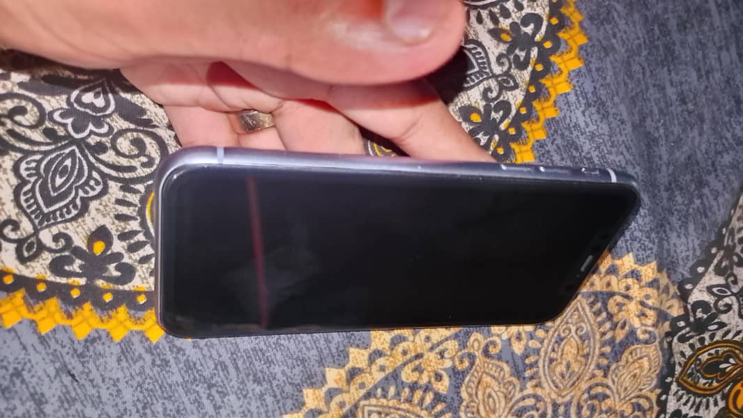 Apple iPhone 11 1