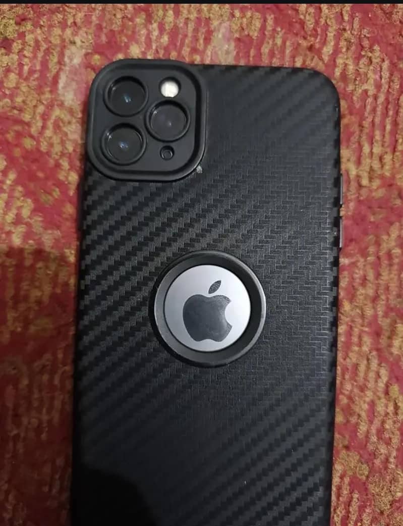 Apple iPhone 11 Pro Max 1