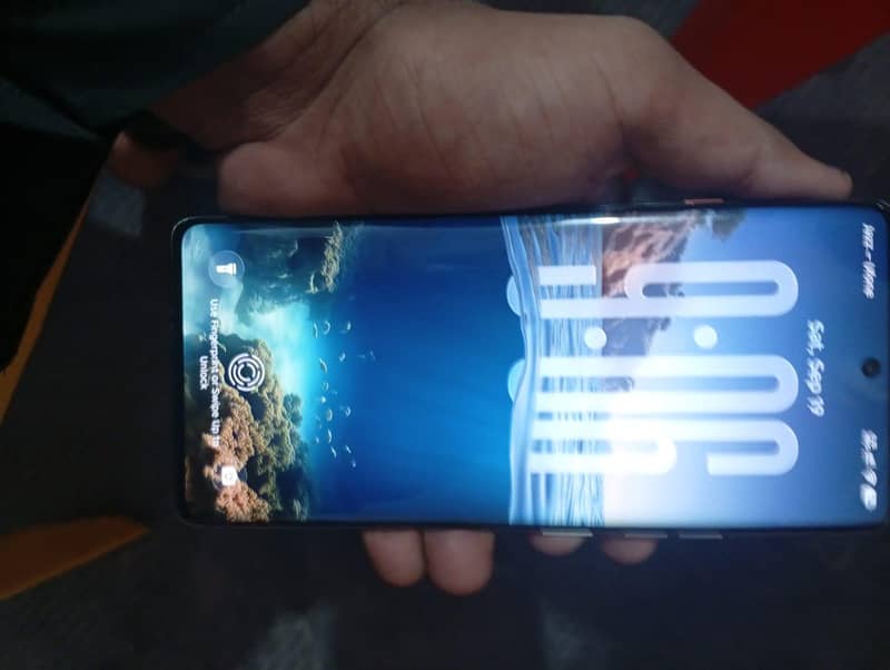 Tecno CAMON 40 Pro 4