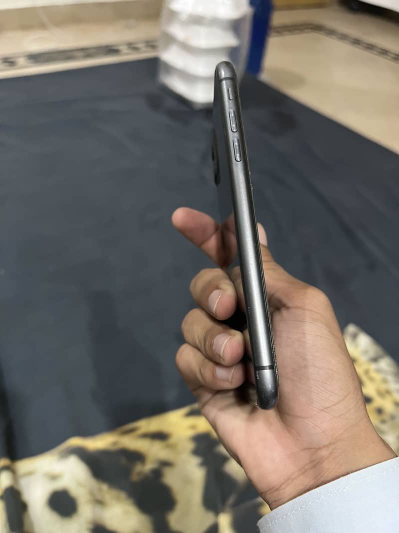 Apple iPhone 11 2