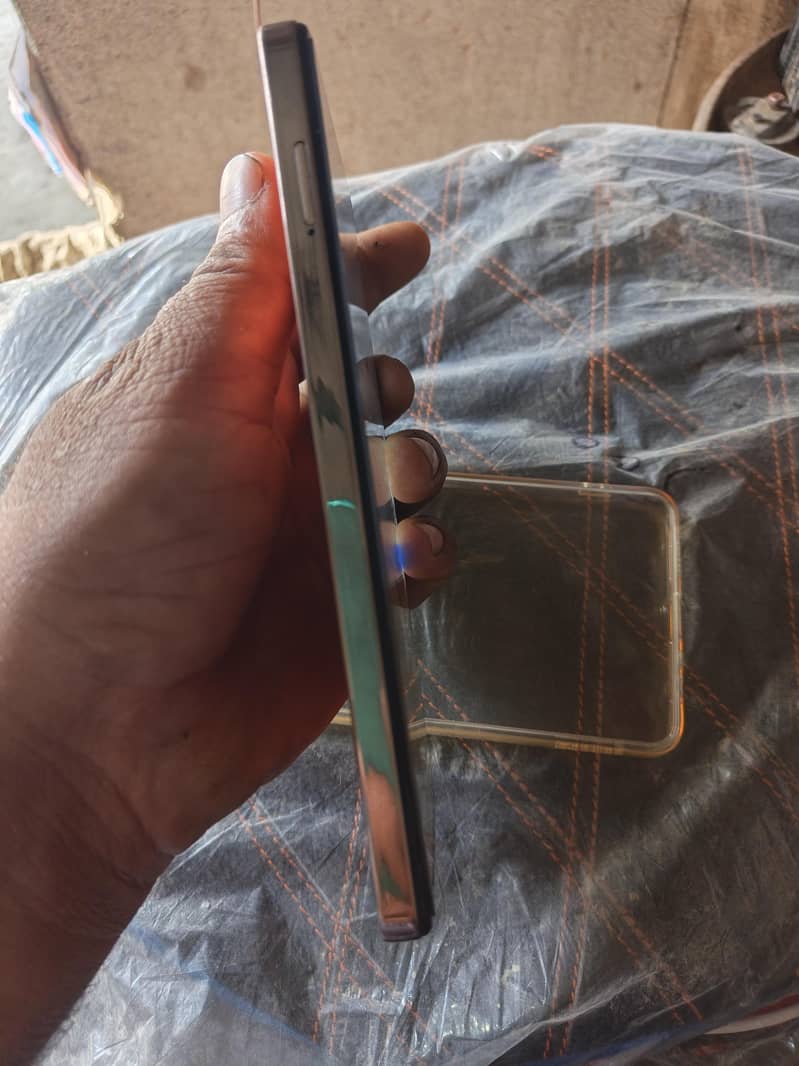 Infinix Note 30 4