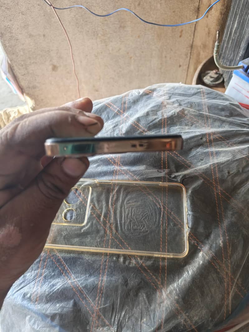 Infinix Note 30 6