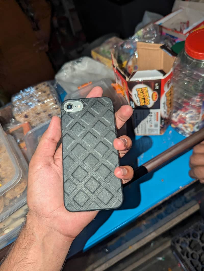 Apple iPhone 7 4