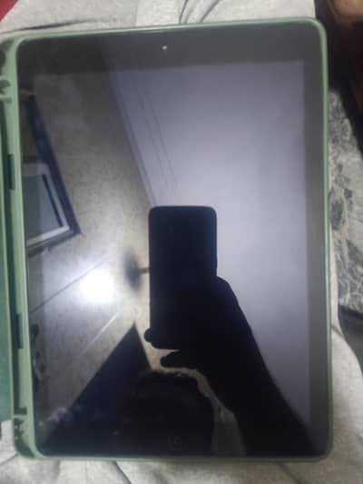 Samsung galaxy tab condition good and apple I pad both iPads