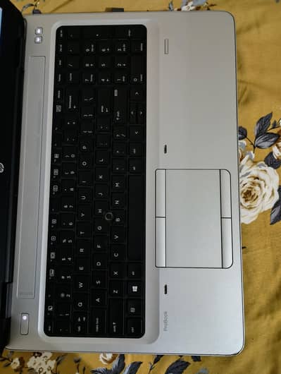HP ProBook 655 G3 | AMD Radeon R5 Graphics | 8GB RAM-119GB SSD
