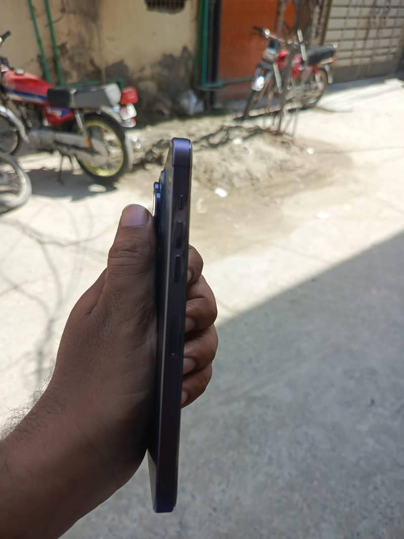 Apple iPhone 14 Pro Max 2