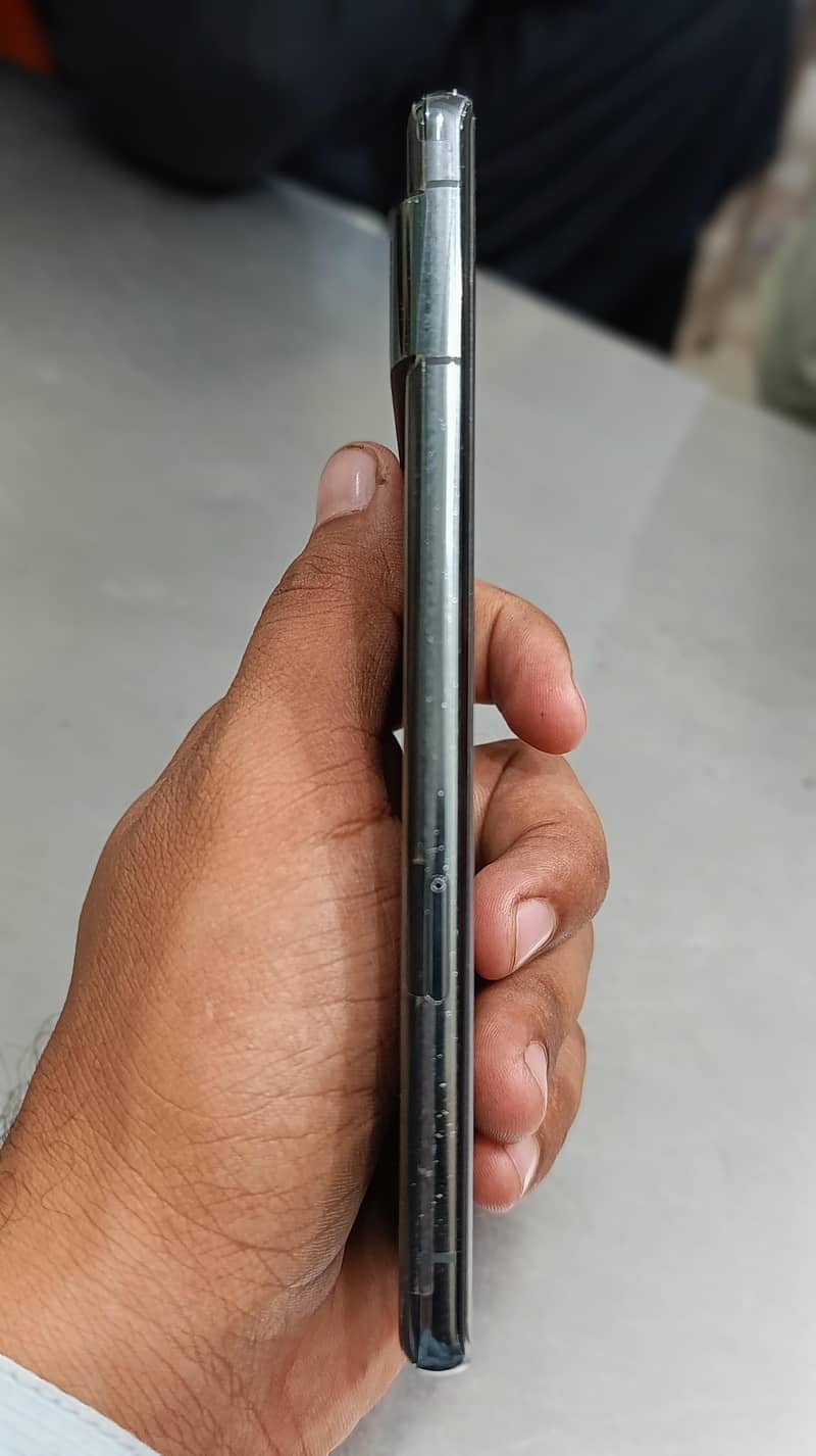 Google Pixel 7 Pro 4