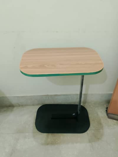 C Shape Table