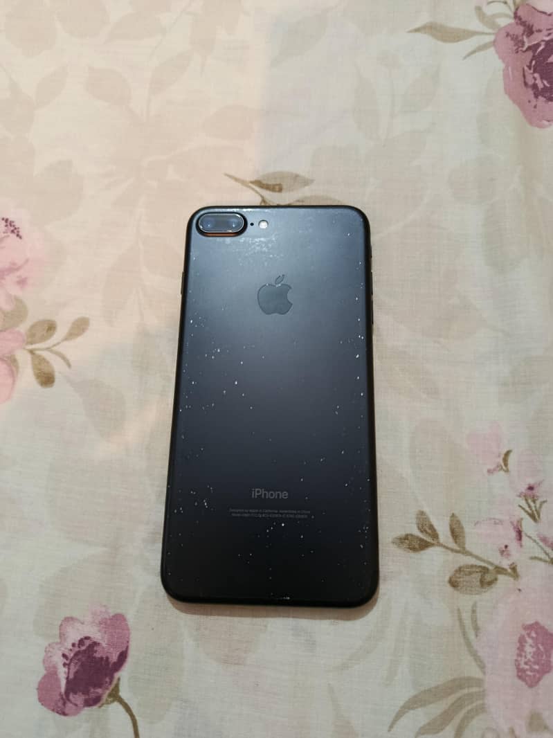 Apple iPhone 7 Plus 2
