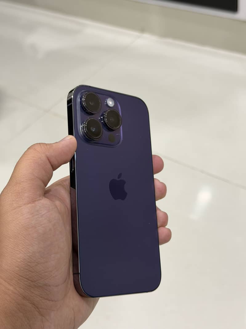 Apple iPhone 14 Pro 1