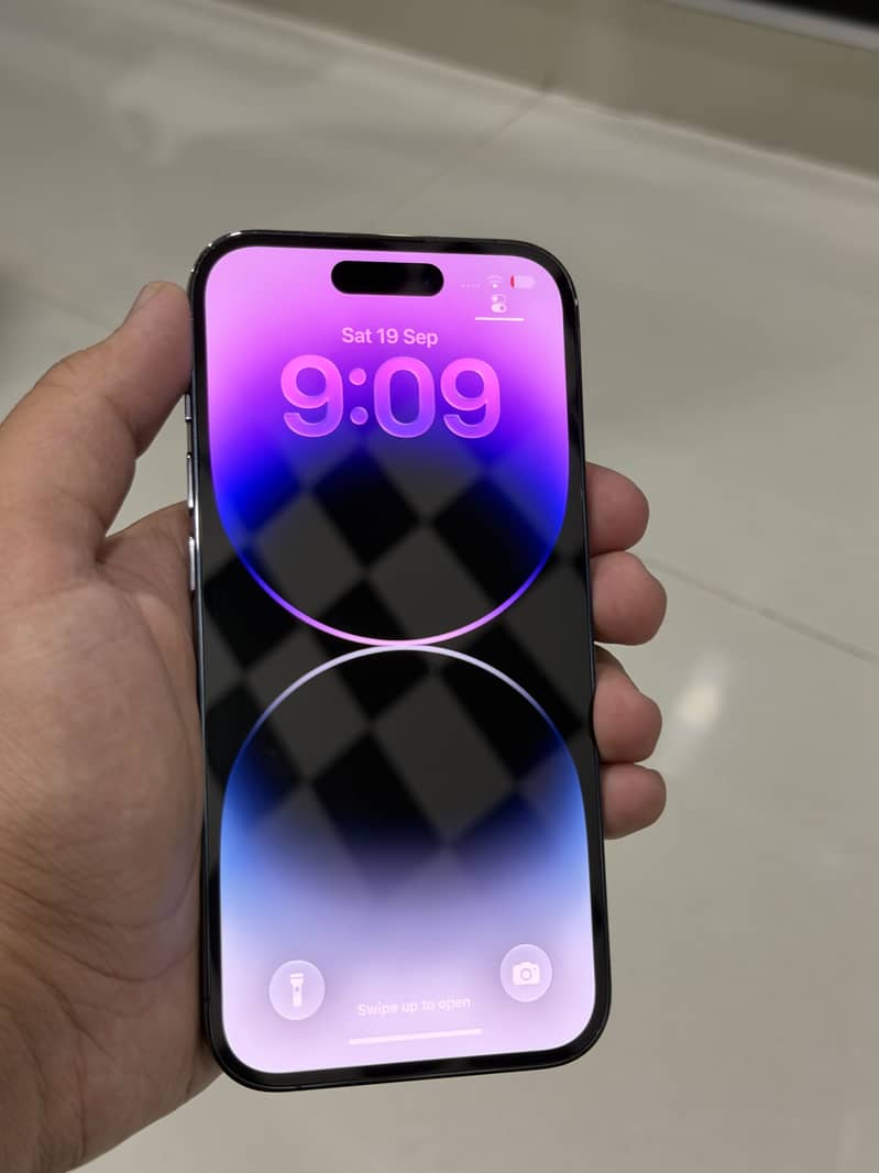 Apple iPhone 14 Pro 2