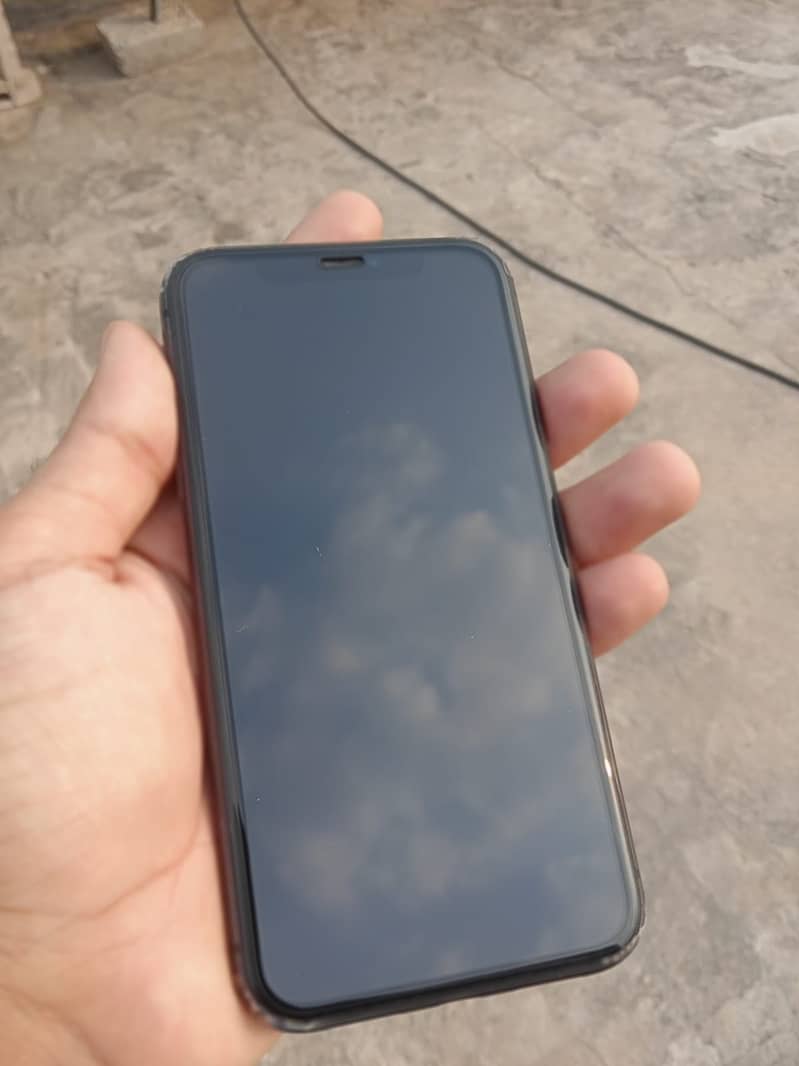 Apple iPhone 11 2