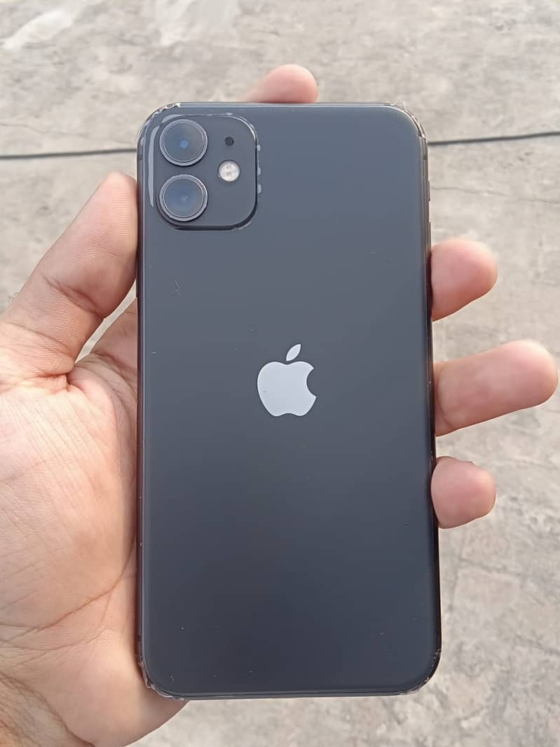 Apple iPhone 11 4