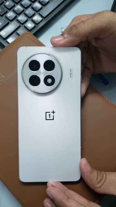 One Plus 13R oneplus ACE 5 12/256