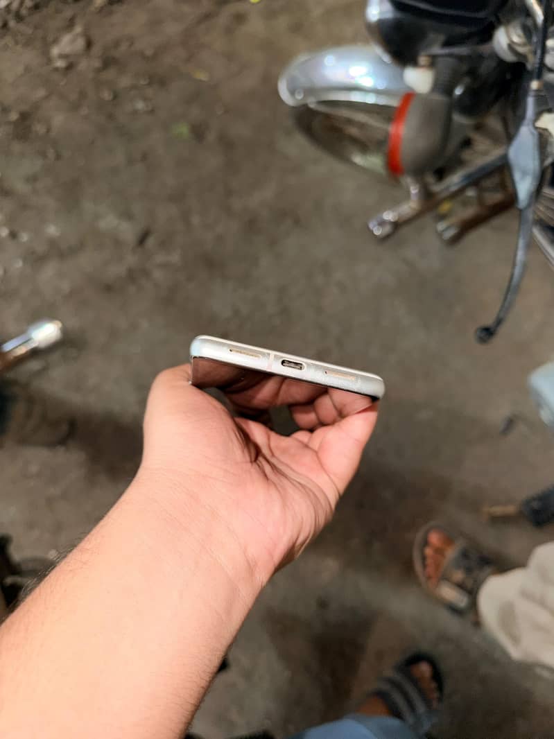 Google Pixel 7 2