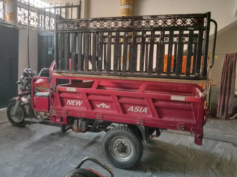 Loader rickshaw 3