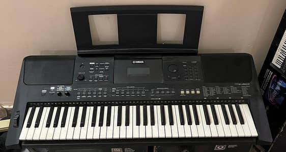 YAMAHA PSR-E-463 in Excellent Condition.