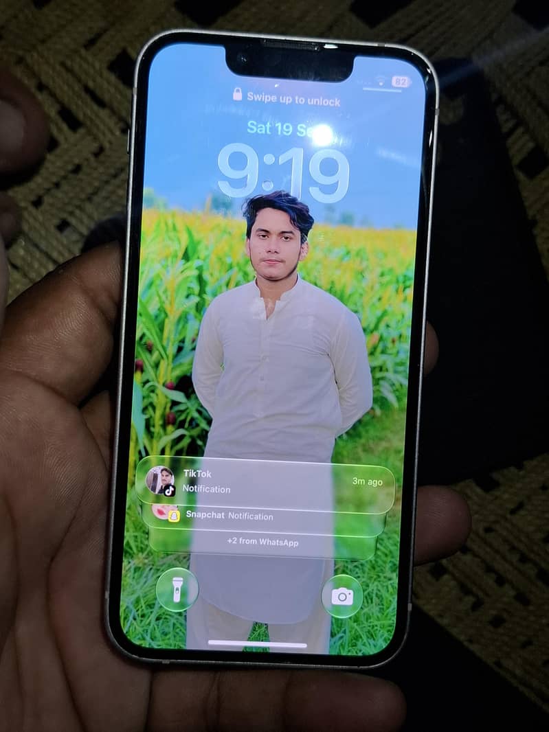Apple iPhone 13 mini 2