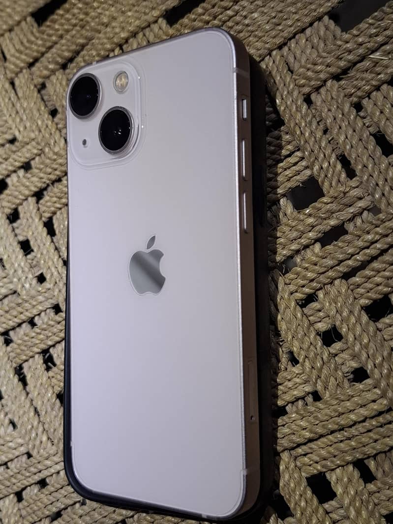 Apple iPhone 13 mini 4