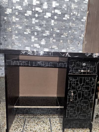 Study table
