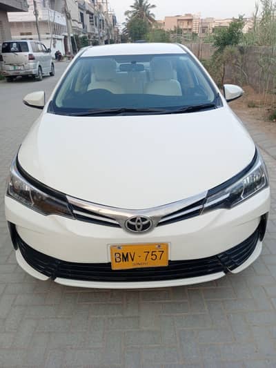 Toyota Corolla GLI 2018 Automatic white original facelift