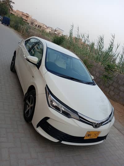 Toyota Corolla GLI 2018 Automatic white original facelift