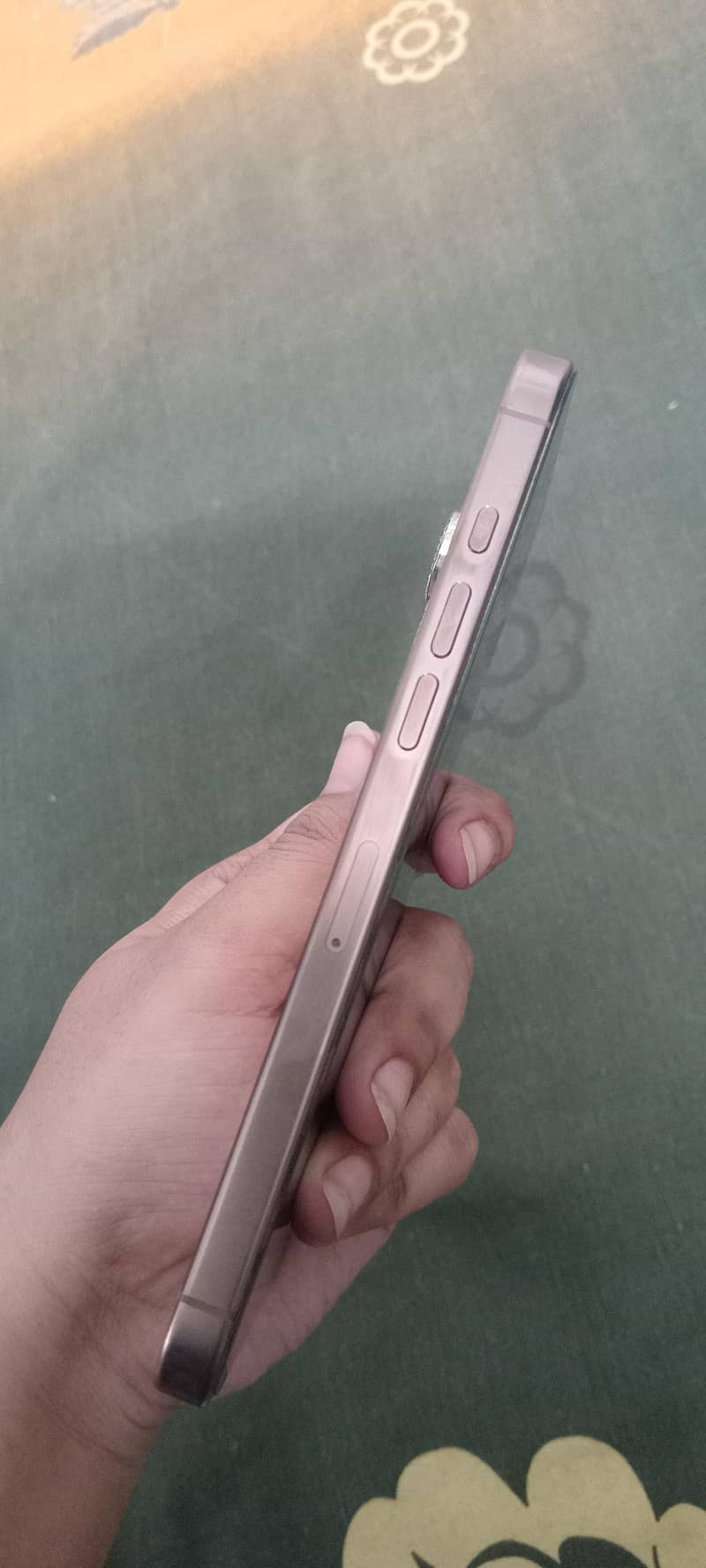 Apple iPhone 16 Pro Max 5