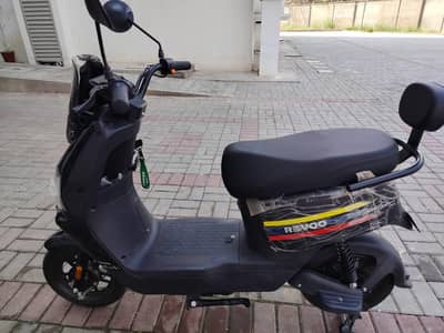 electric bike Revo 06