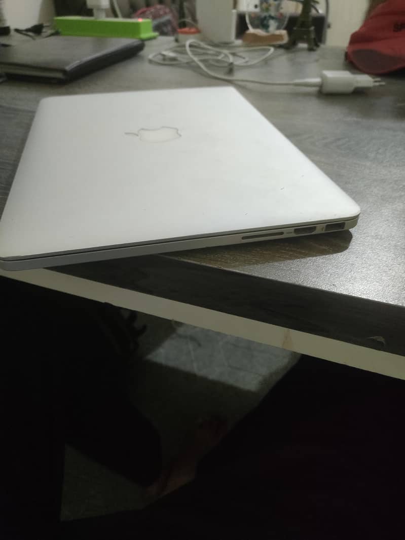 MacBook Pro (2015) 4