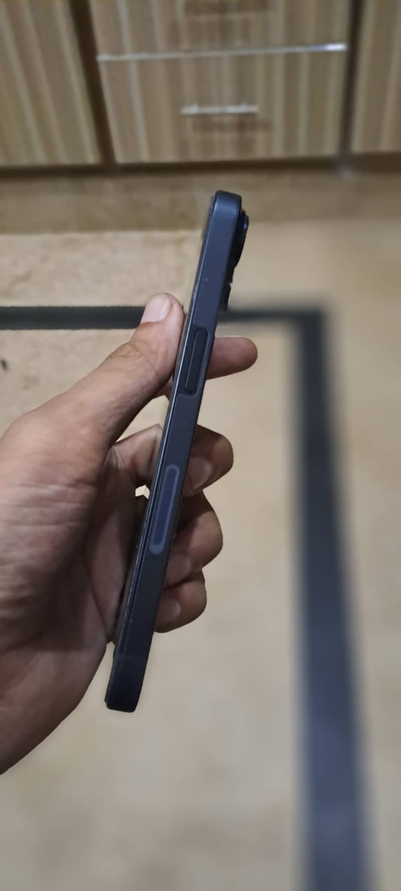 Apple iPhone 14 3