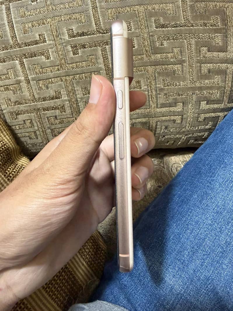 Google Pixel 8 1