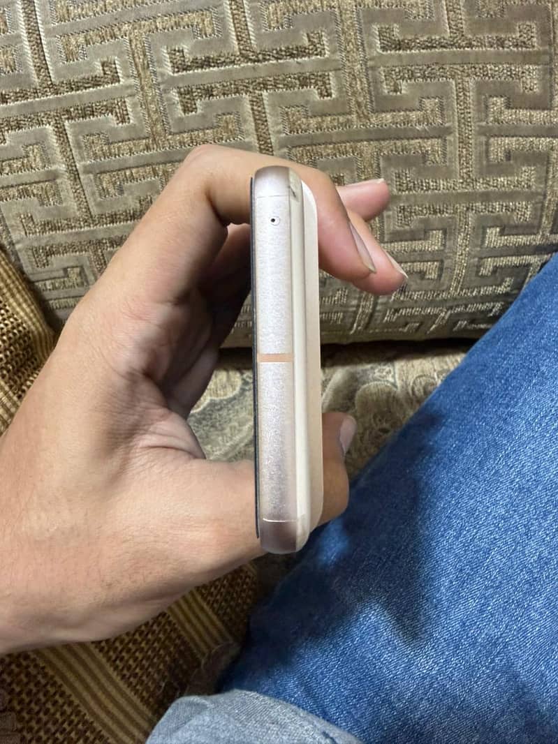 Google Pixel 8 3