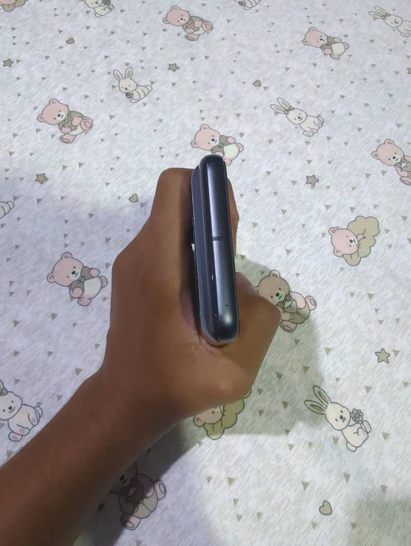 Google Pixel 8 3