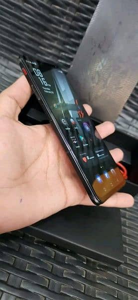 red magic 6s pro 16GB ram 256 GB memory 0320/1576/078
