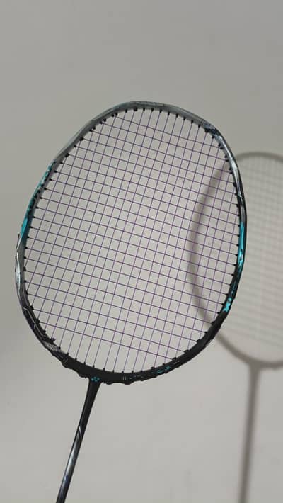 YONEX Racket used Like new(ORIGNAL)