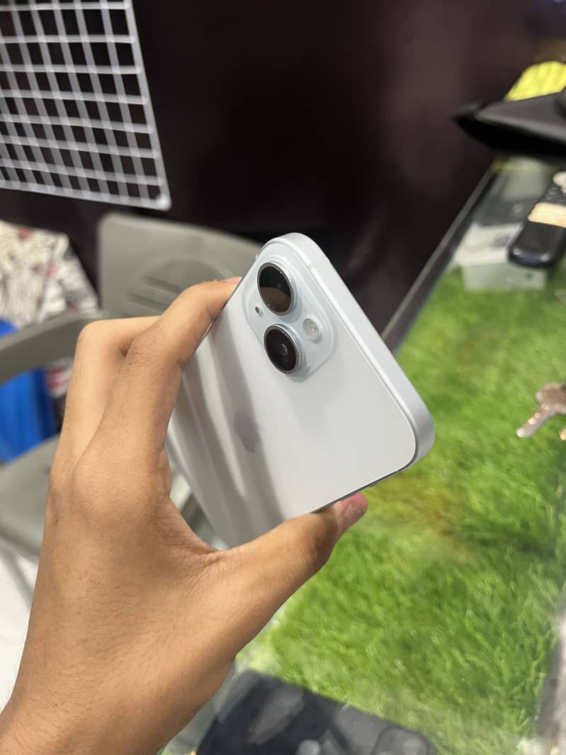 Apple iPhone 15 0