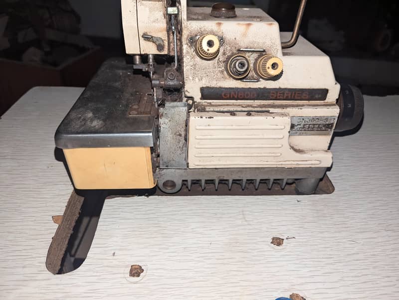 Overlock machine 2