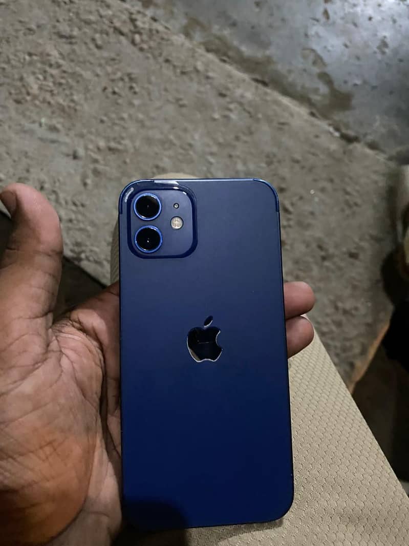 Apple iPhone 12 5