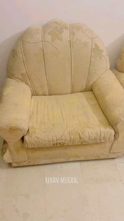 Sofa Set Urgent Sell