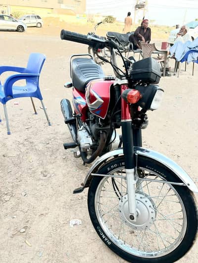 Honda CG 125 Red Color (2022 Model) - 1st Owner - Karachi Reg.