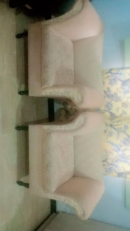 Classic sofa 2