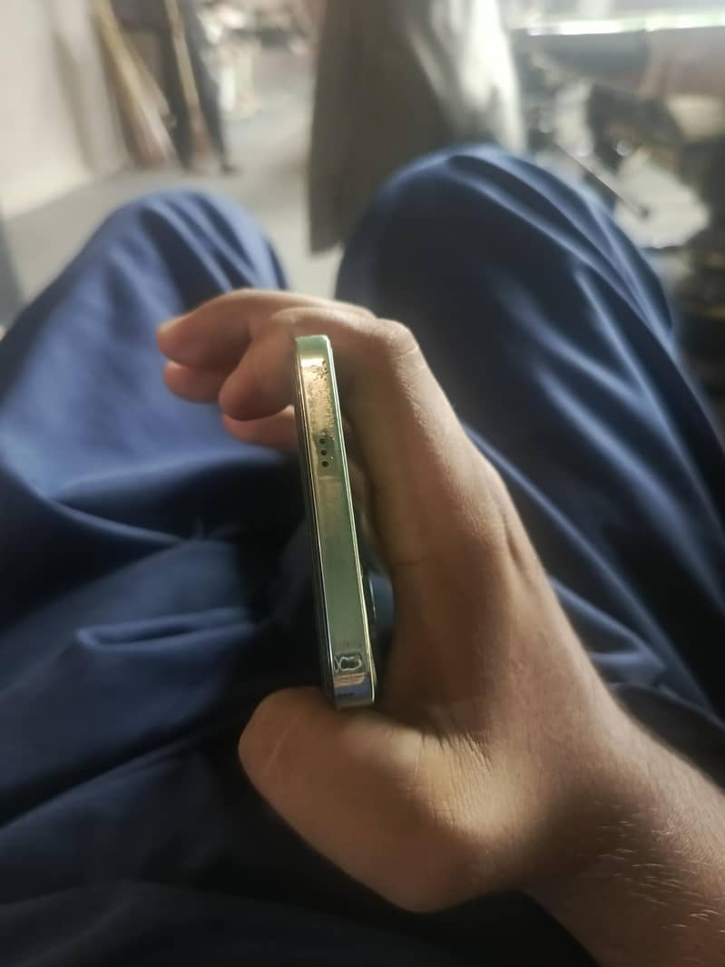 Tecno CAMON 20 3