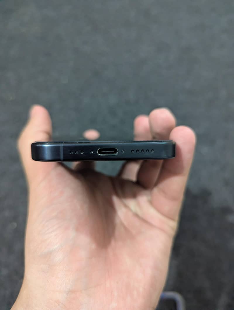 Apple iPhone 15 Pro 5