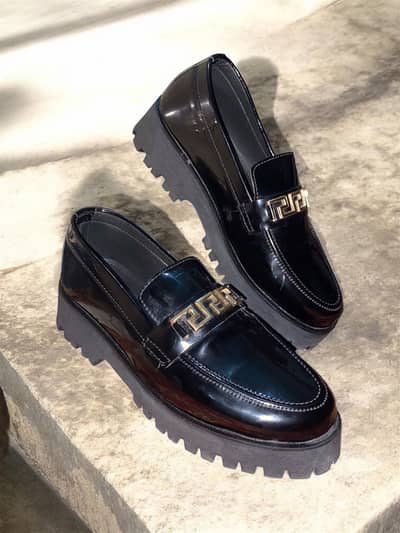 Chunky loafers