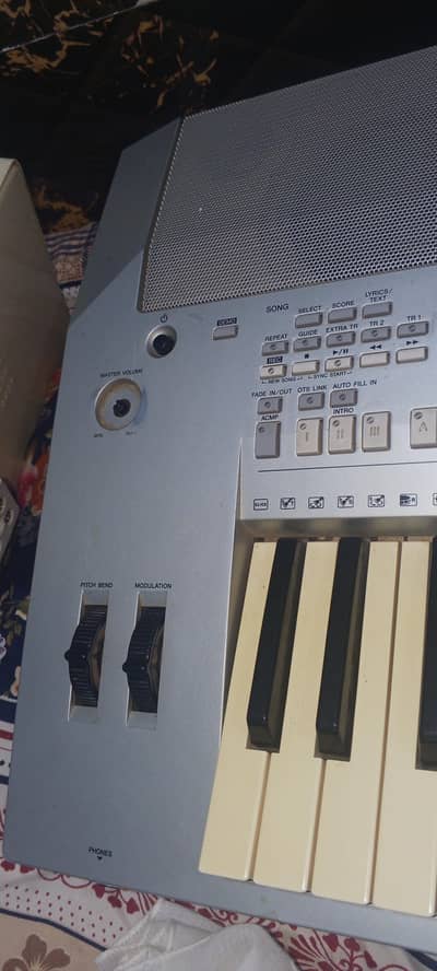 Yamaha PSR s710