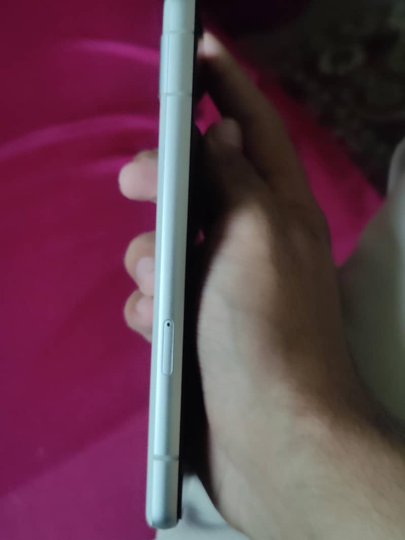 Google Pixel 7a 5