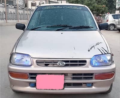 Daihatsu coure 2003