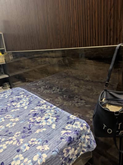 Home bed 1 month used